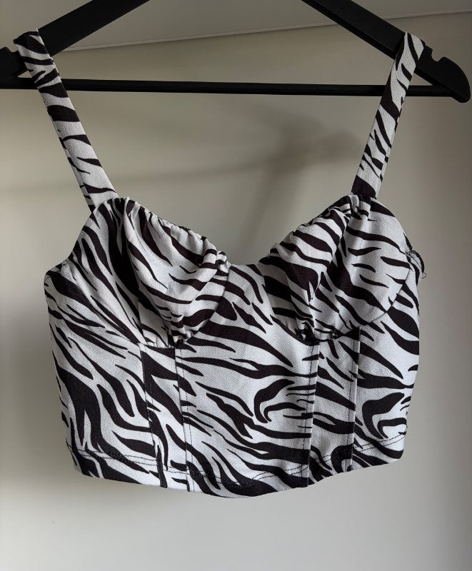 Bershka zebra toppur