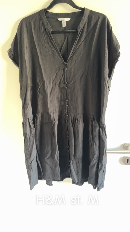H&M svartur stuttermakjóll