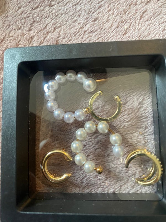 Ear cuffs gyllt