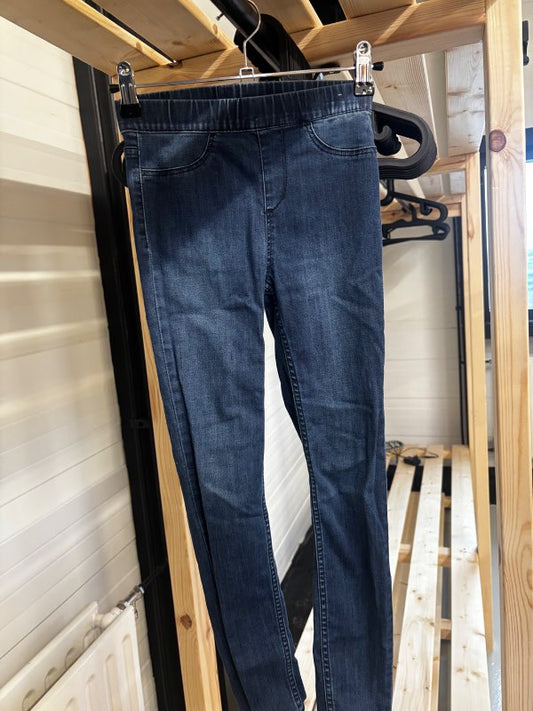 Dökkar jeggings