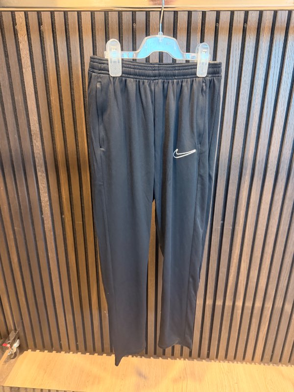 NIKE Academy buxur svartar