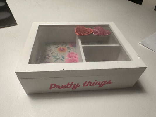Hvítt box