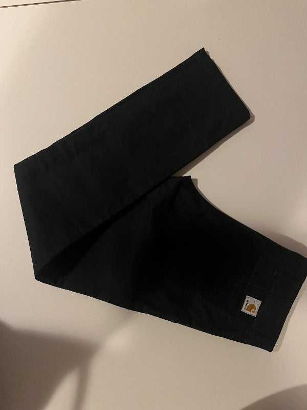 Carhartt gallabuxur - svartar