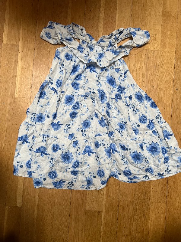 Kjóll Lindex hvítur/blár