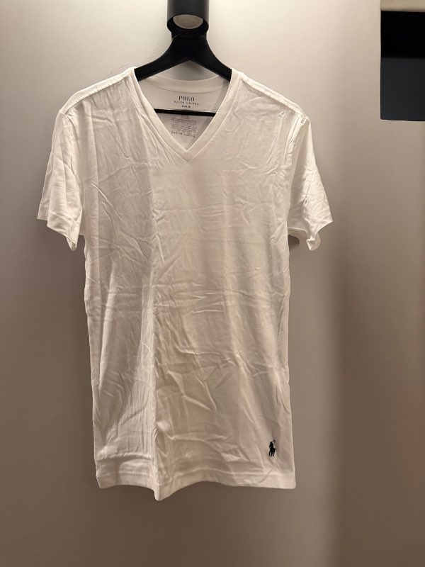 Polo V-neck bolur