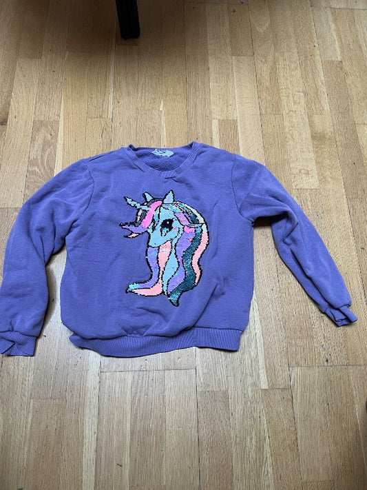 Peysa einhyrninga fjólublá