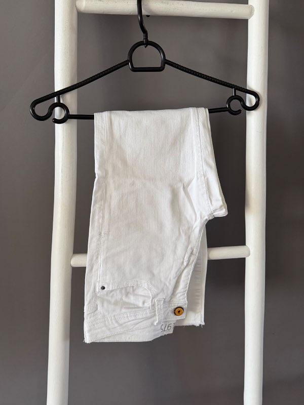 Zara hvitt gallabuxur