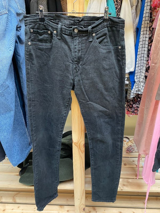 Levis svartar gallabuxur 32-32