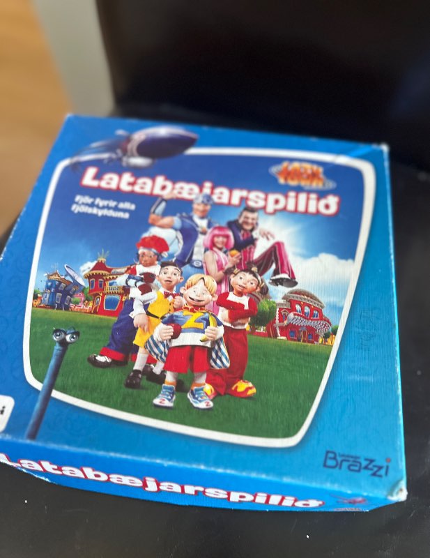 Latabæjar spil