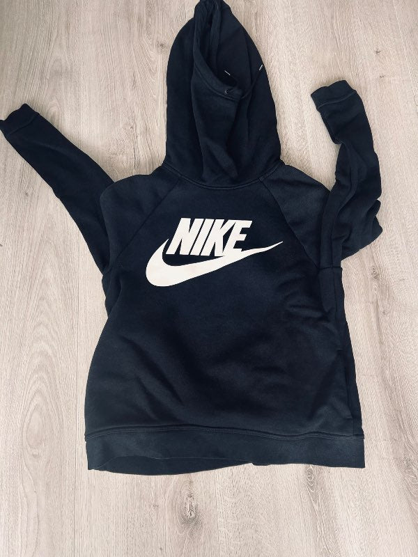 Nike peysa