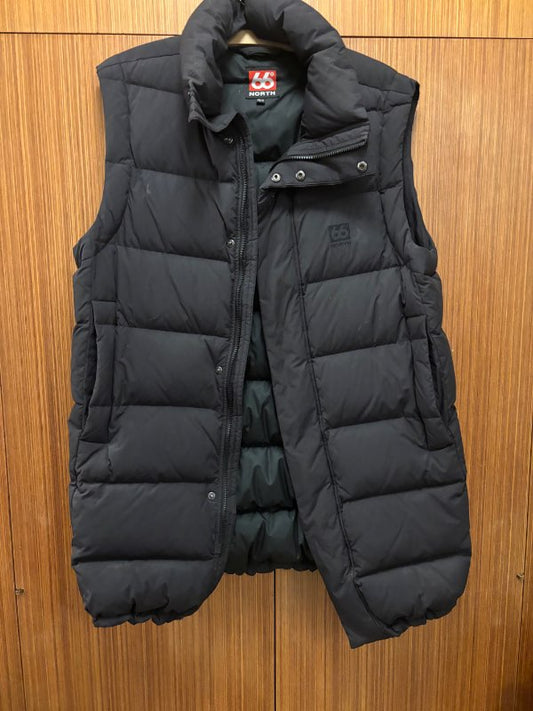 66 Dyngja vesti xs
