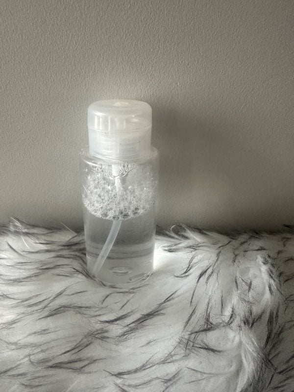 Make up remover ítir upp þá kemur
