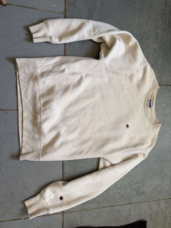 Beige champion