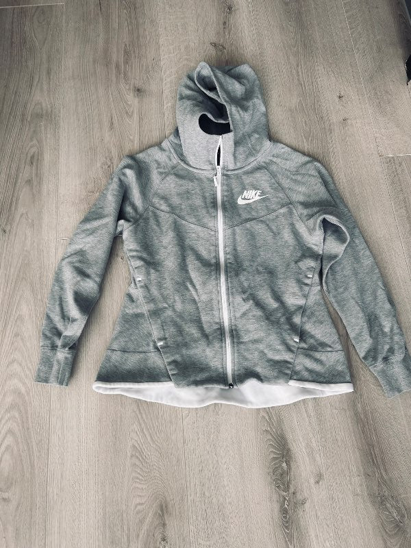 Nike kvennapeysa