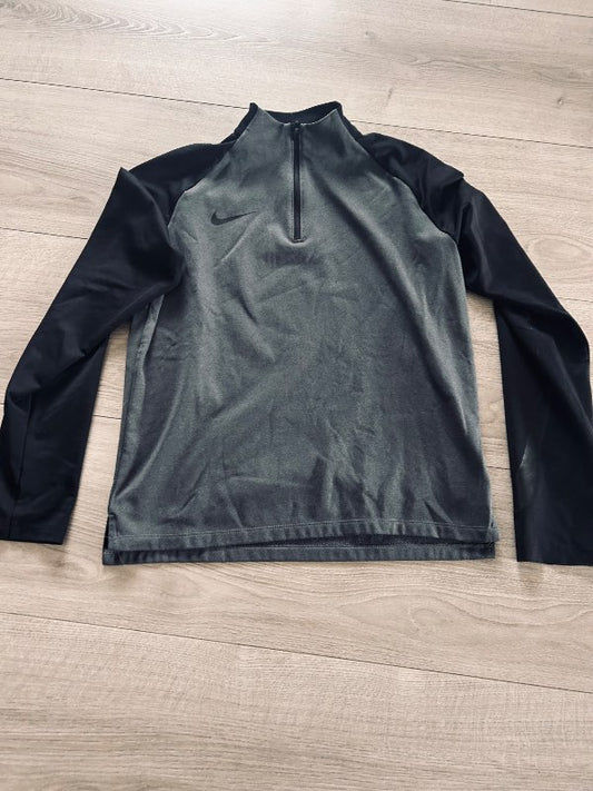 Nike peysa barna