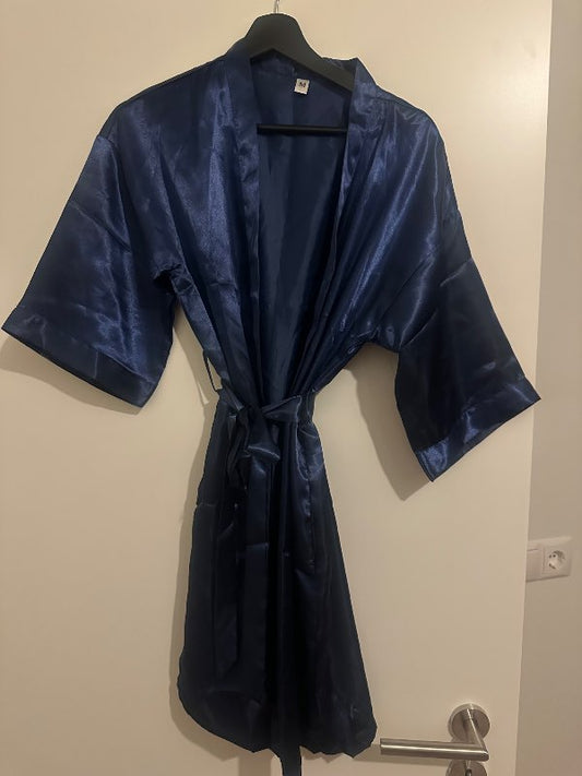 bathrobe