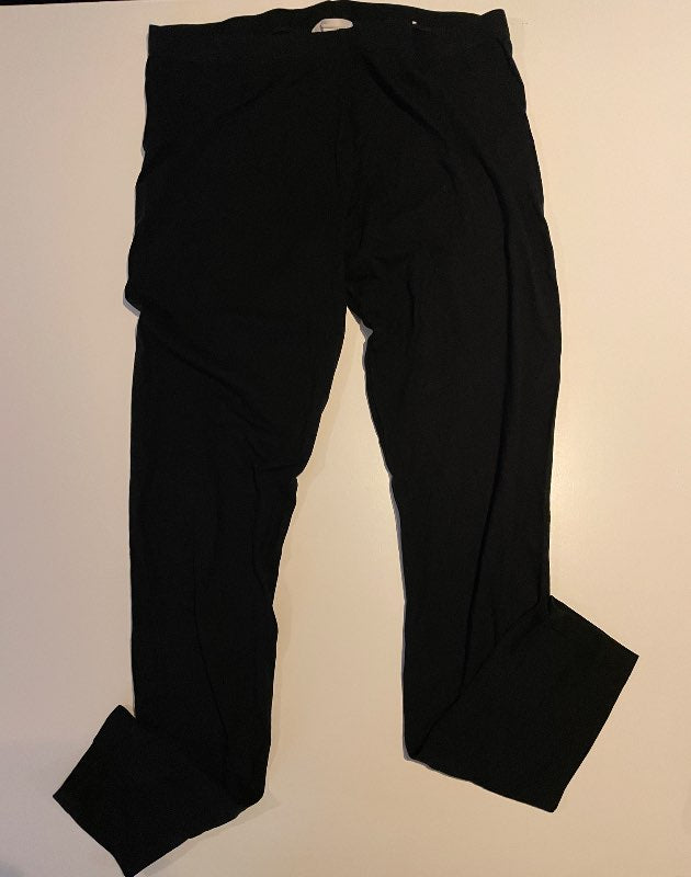 110 - Svartar leggings
