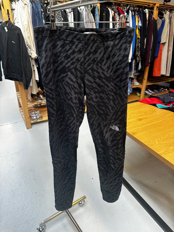 TNF hlaupa buxur M