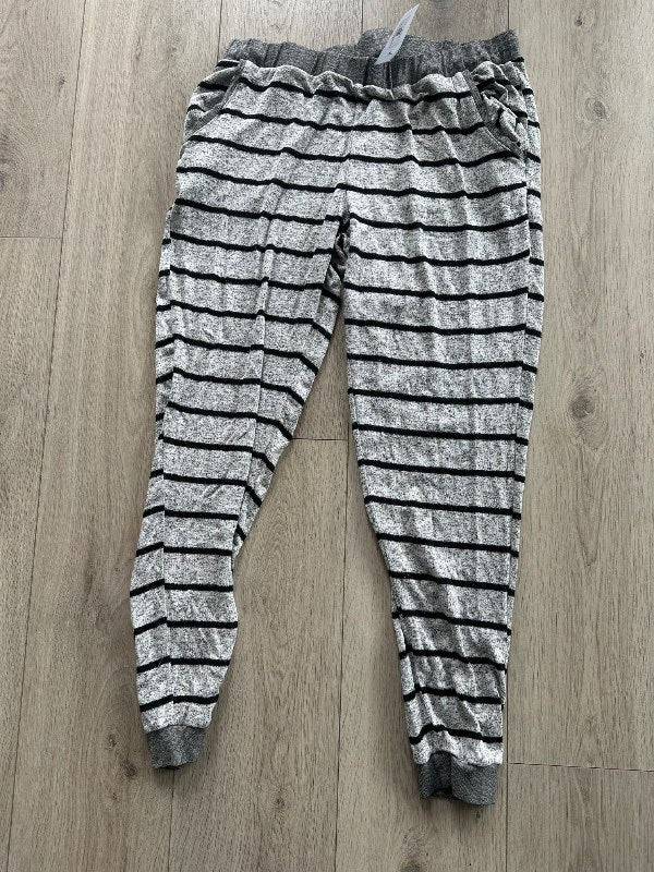 Jogging buxur röndóttar með vösum st.L/XL