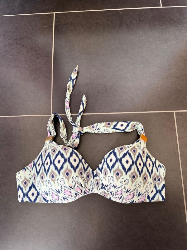 VS bikiní toppur