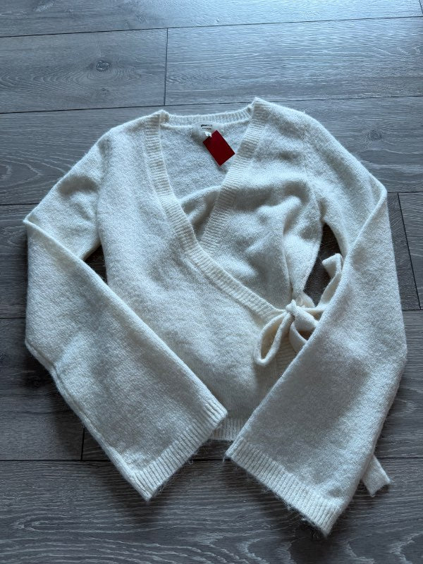 Gina Tricot peysa ónotuð