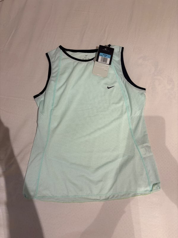 Nike bolur
