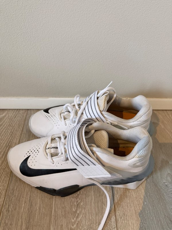 Nike lyftingarskór