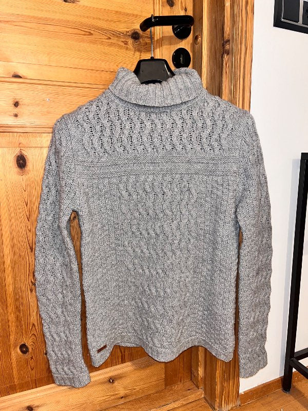 66 norður grá peysa