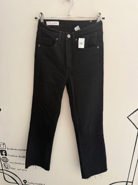 Svartar cropped Zara buxur