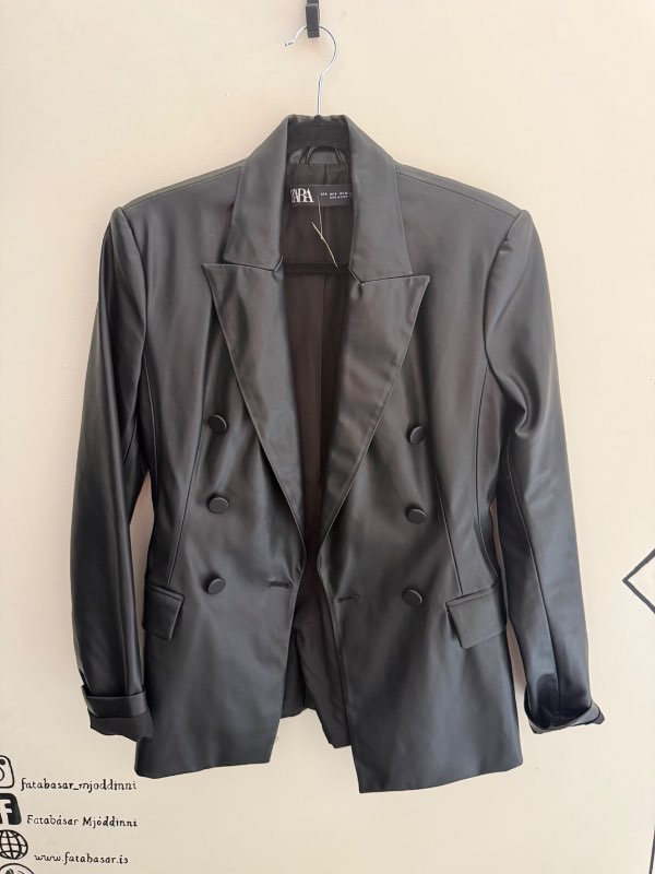 Pleather blazer Zara