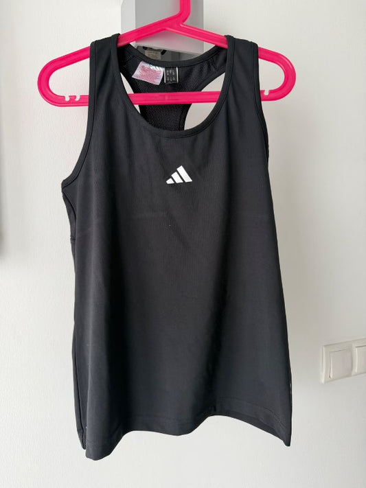 Adidas bolur