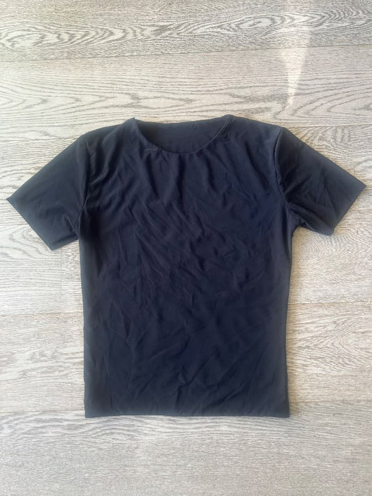 black t-shirt