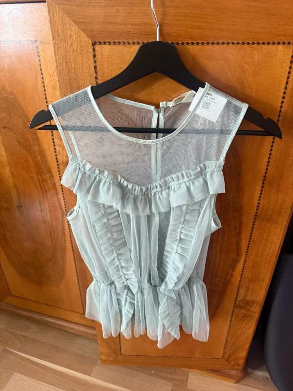 H&M Ruffle Top