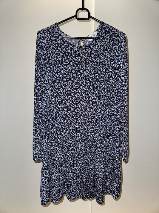 Moss blár blómakjóll