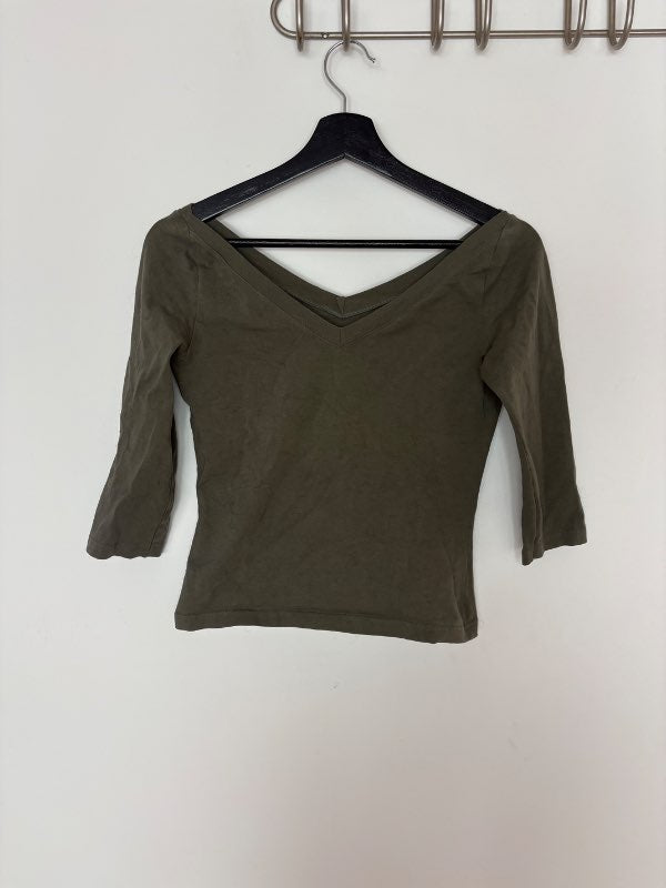 H&M græn V peysa