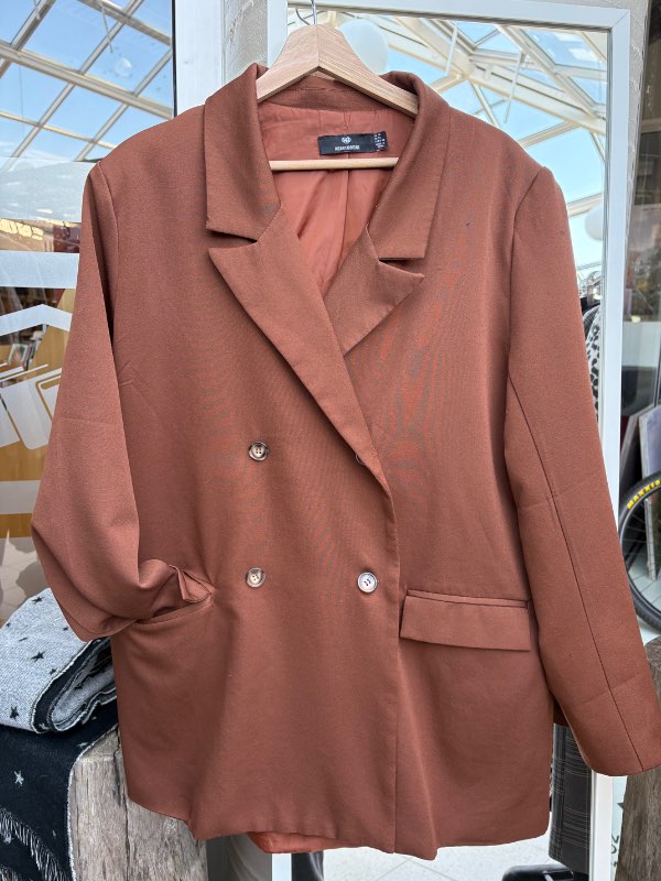 Brúnn blazer