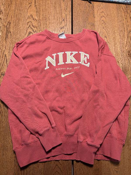 Nike bleik treyja