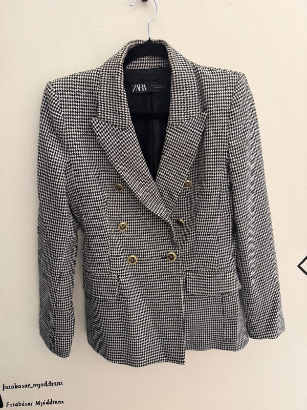 Köflóttur blazer ZARA