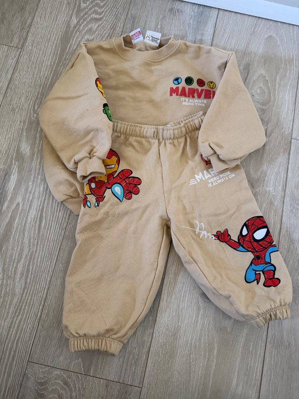 Zara Marvel sett