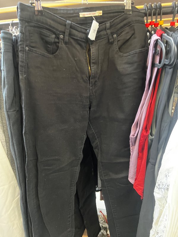 S- Levis gallabuxur svartur high rise skinny