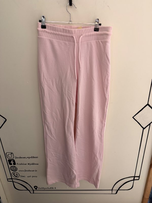 Gina tricot bleikar buxur