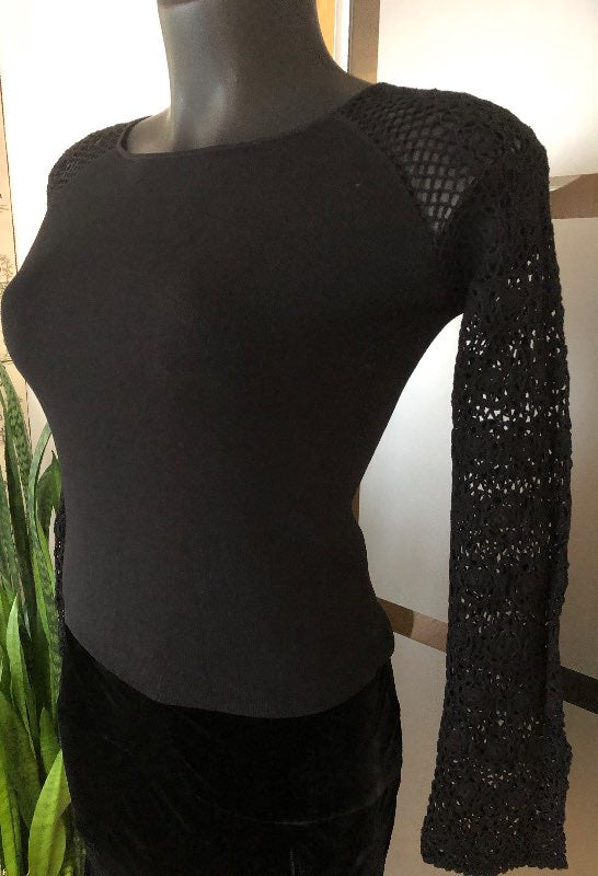 Svartur bolur "Prjóna"ermar