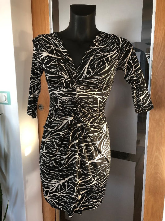 Kjóll teygjanlegt efni