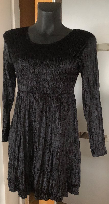 Svartur flauelskjóll