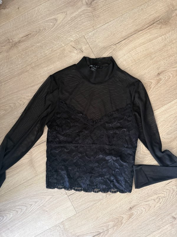 C svartur party top