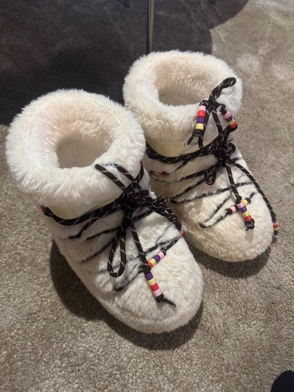 Moon Boot - Hvítir Faux Fur