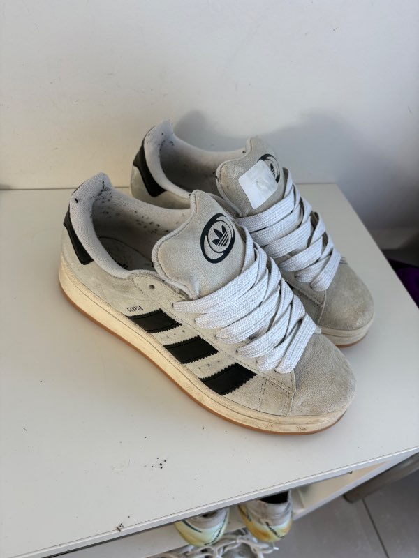 Adidas skór