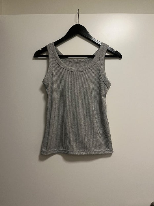 Hlýrabolur lítið nr ónotaður