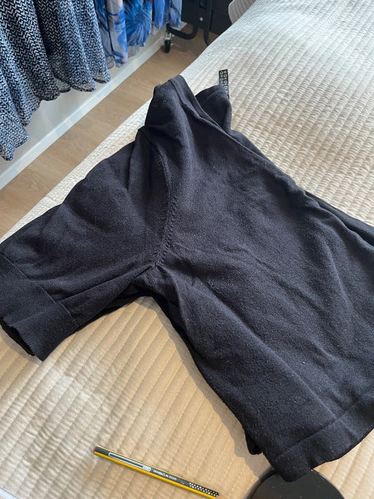 Svartar ermar úr yours Clothing