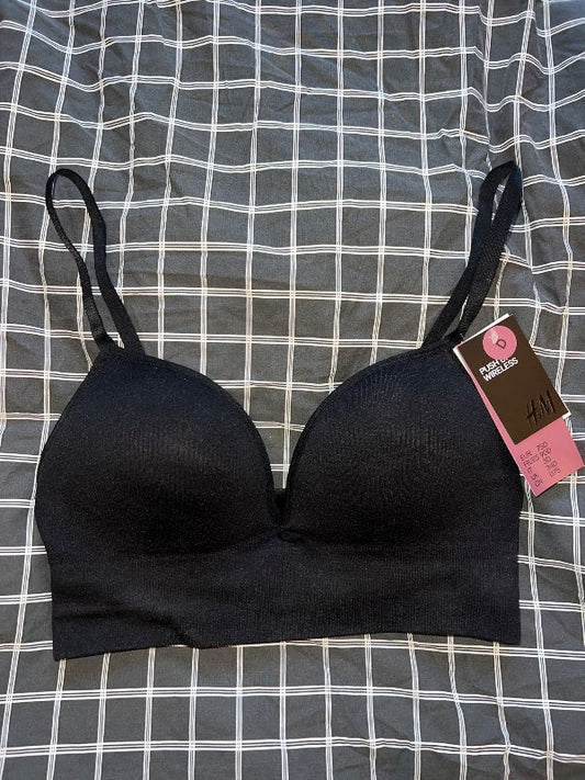 ÓNOTAÐ - H&M pushup brjóstahaldari
